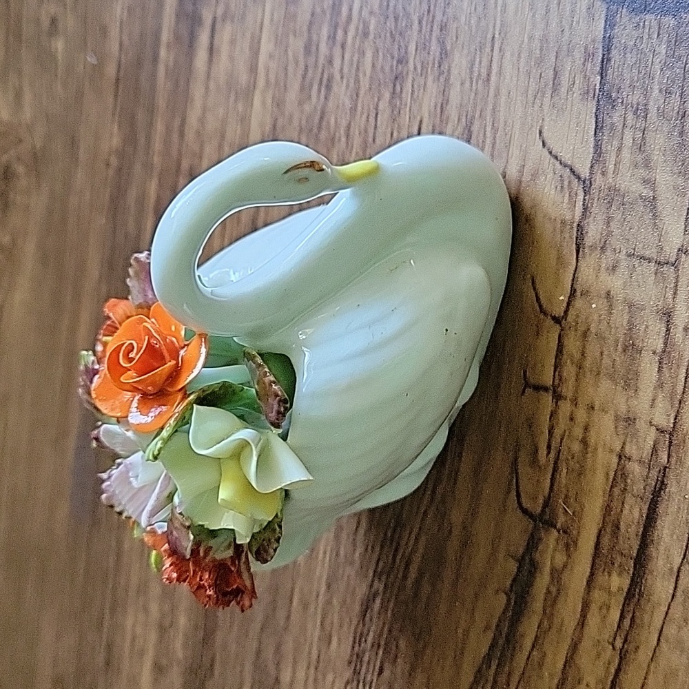 VINTAGE Royal Adderley Bone China Swan